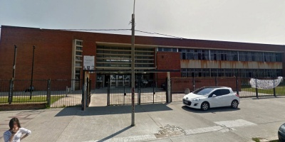 Docentes ocuparon el Liceo 61 del Cerro 