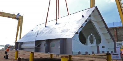 Desarrollo de industria naval tras construcci�n de draga