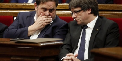 Puigdemont pide a catalanes una "oposici�n democr�tica" al Gobierno espa�ol