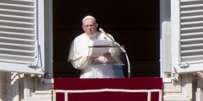 El papa expresa su "dolor" por atentados en Nueva York, Afganist�n y Somalia