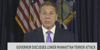 El gobernador de Nueva York dice que Trump "no ayuda" politizando la tragedia
