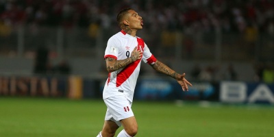 Jugadores peruanos respaldan a Guerrero tras su suspensi�n por posible dopaje
