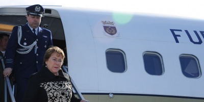 Bachelet lleg� en visita oficial a Uruguay 