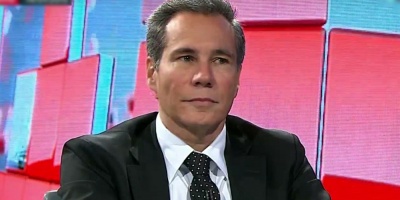 Fiscal cree que Nisman fue asesinado y pide que declare quien le dio el arma