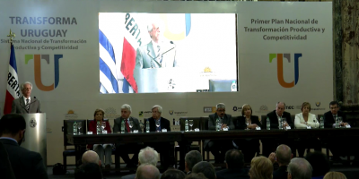 V�zquez: "Somos un gobierno con agenda, no somos err�ticos ni vendedores de humo"