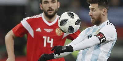 Argentina derrota a Rusia pero no convence