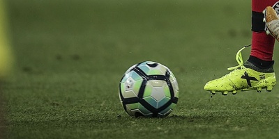 Pe�arol gan� 1-0 a Juventud