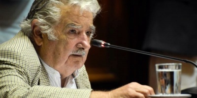 Mujica recibir� t�tulo honor�fico y dar� conferencia en Panam�