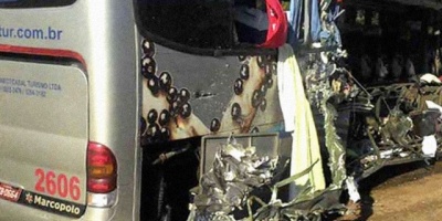 Seis muertos y nueve heridos en accidente de autob�s en carretera en Brasil