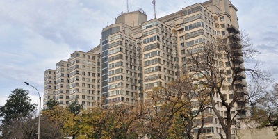 Paro en el Cl�nicas: blocks quir�rgicos y asistencia en el CTI