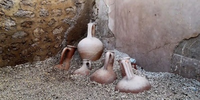 Encuentran en Pompeya catorce �nforas intactas de la �poca romana