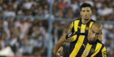 Pe�arol campe�n del Clausura