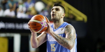 Uruguay vence a Paraguay y sigue camino al Mundial 