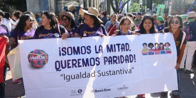 Realizan marcha por aumento de femicidios y violencia de g�nero