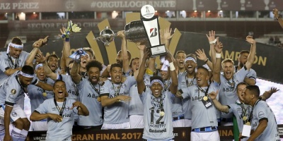 Gremio es rey de Am�rica por tercera vez al vencer a Lan�s 