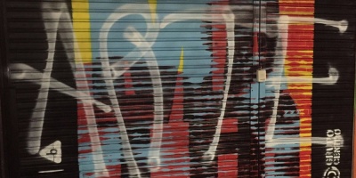 Eval�an instalar c�maras tras vandalizaci�n de cortinas