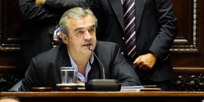 Larra�aga present� proyecto para penar amenaza a jueces y fiscales