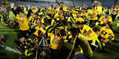 Pe�arol se qued� con el Campeonato Uruguayo en los penales