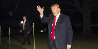 Trump quiere establecer "una base" en la Luna para tratar de alcanzar Marte