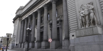 Astori defendi� reestructura del Banco Rep�blica