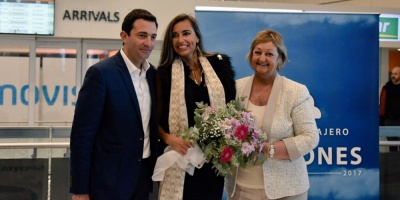 Recibieron a la pasajera 2 millones en Carrasco