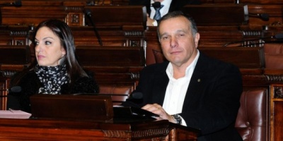 Diputado asegura que el petr�leo llega al Puerto de Montevideo a $14 el litro 
