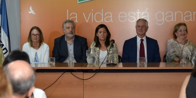 Ministerio de Salud insta a protegerse de rayos solares
