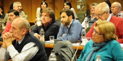 V�zquez cit� a bancada oficialista para la pr�xima semana