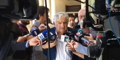 Mujica: El a�o termina con una advertencia sobre la unidad en el FA