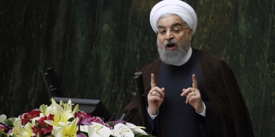 Ir�n defiende el pacto nuclear y su poder�o militar