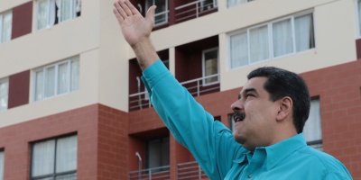 Maduro pide a Fuerza Armada impedir resurgimiento de "violentos" en protestas