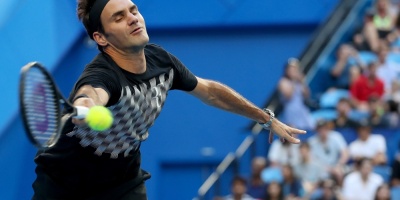 Federer vence a Sugita en su estreno en la Copa Hopman