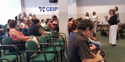 Auxiliares de servicio firman ingreso tras ser presupuestados