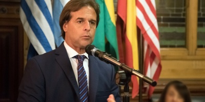 Lacalle Pou llam� a intensificar lucha contra lavado de dinero
