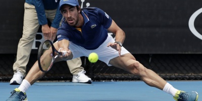 Cuevas triunfa en el inicio del Abierto de Australia