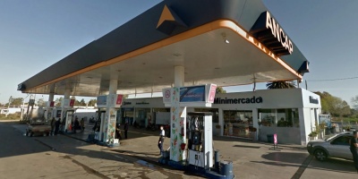 Trabajadores de la estaci�n de San Luis siguen sin soluci�n