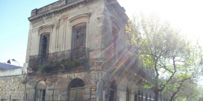 Operativo por demolici�n de vivienda en Paysand� y Gaboto