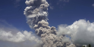 Elevan alerta del volc�n filipino Mayon ante la amenaza de una erupci�n mayor