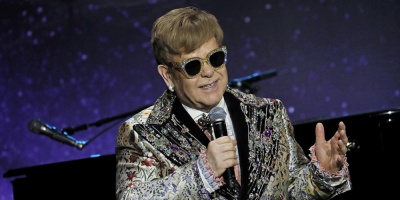 Elton John anunci� su retiro de los escenarios