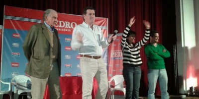 Bordaberry compar� al Partido Colorado con un �guila y pidi� que "nos ayuden a volar"