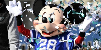 Alibaba se ala con Disney para ofrecer sus pelculas en plataforma digital