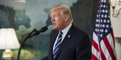 "Nadie debera sentirse inseguro en escuela", dice Trump del tiroteo en Florida