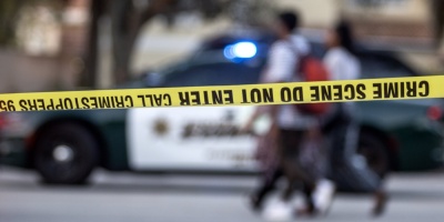 Joven mata a 17 personas en escuela de Florida en una nueva masacre en EE.UU.