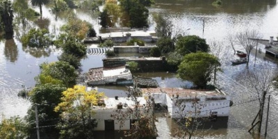 El n�mero de personas desplazadas por las inundaciones disminuy� a 2452