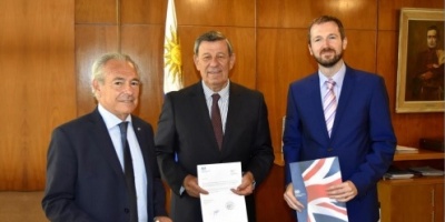 Gestionan l�nea a�rea Montevideo-Malvinas