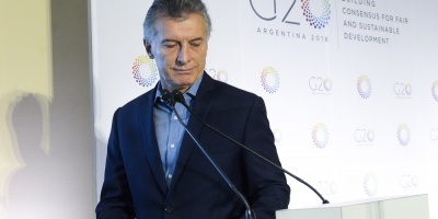Macri aboga por la v�a del "di�logo" frente a los "comportamientos mafiosos"