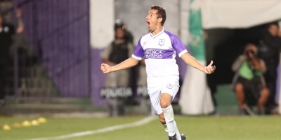 Maulella priva al campe�n Gremio de llevarse una victoria de Montevideo