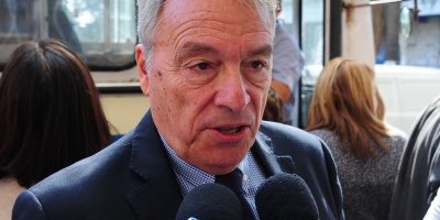 Ministerio de Salud comenzar� vacunaci�n en escuelas en abril