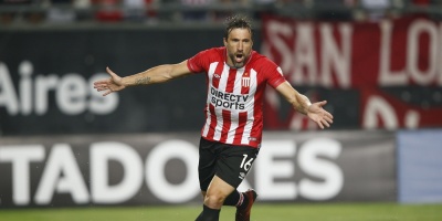 Estudiantes golea al Garcilaso