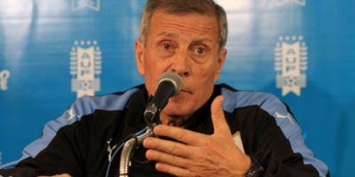 Tab�rez destac� tener "mejores opciones" en el medio campo para China Cup